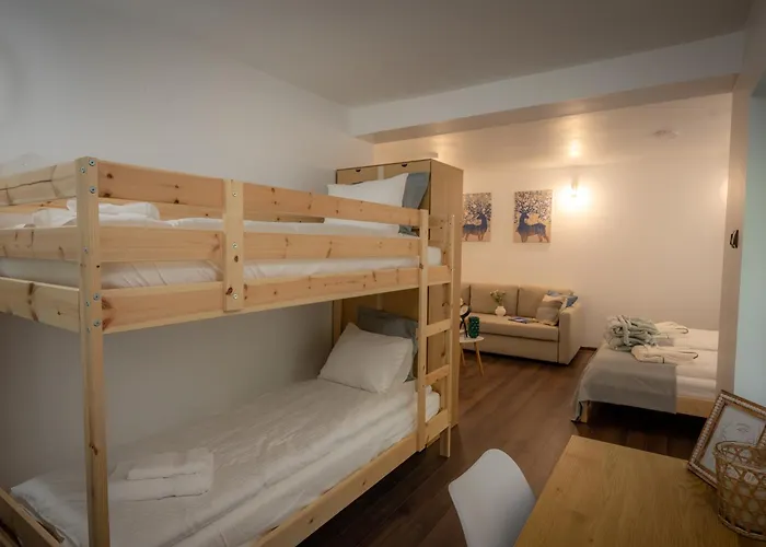 Forest House * Gyueshevo